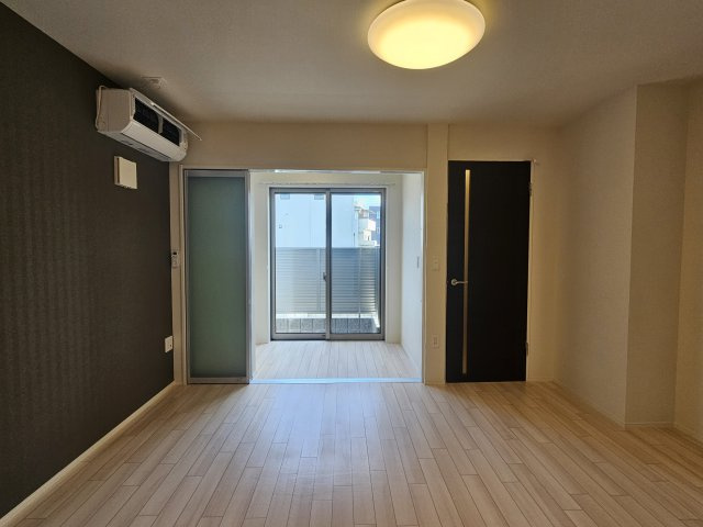 明石市林崎町２丁目のアパートの居間・リビング