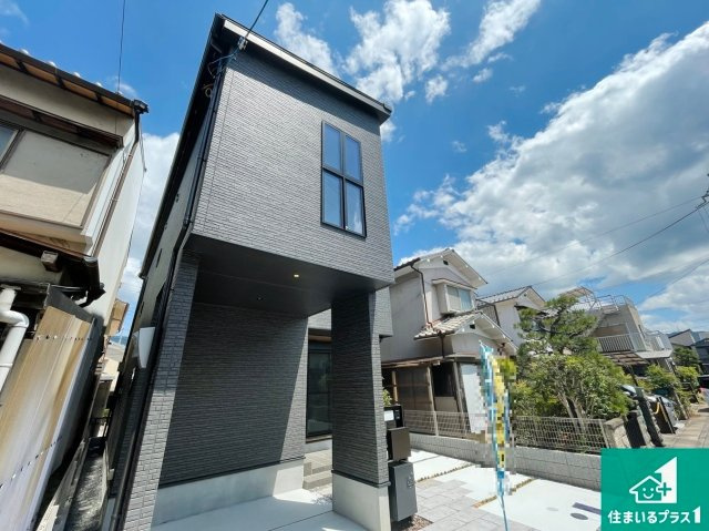 亀岡市三宅町野々神　新築一戸建ての外観|安心の10年保証！外観を美しく保ち、雨水で汚れを落とします！