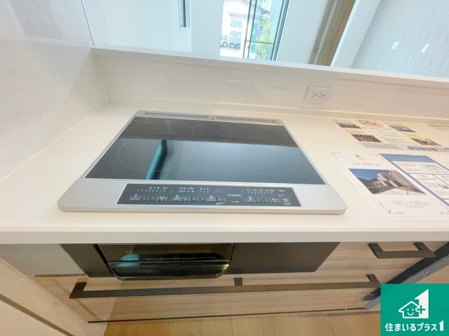 亀岡市三宅町野々神　新築一戸建てのキッチン|安心安全のIHコンロ！