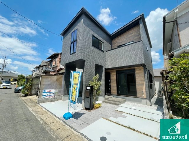 亀岡市三宅町野々神　新築一戸建ての外観|安心の10年保証！外観を美しく保ち、雨水で汚れを落とします！