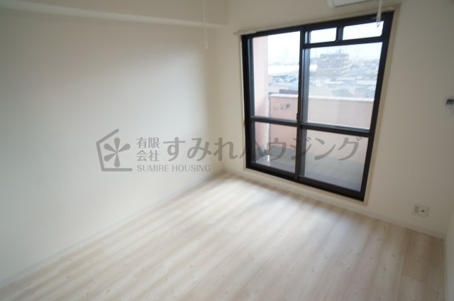 アンソレイエ売布の寝室