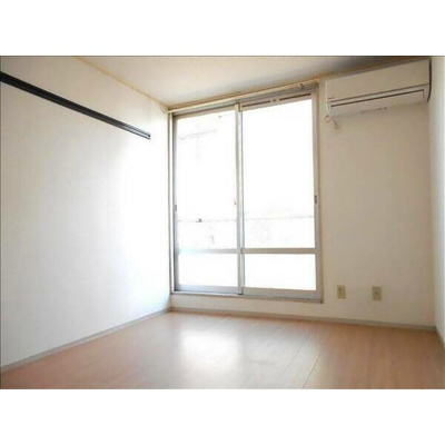 【洋室】 | サンリバー宮前