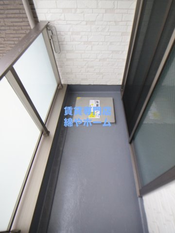 Polias南津守のバルコニー|外からの目が気にならないバルコニーで洗濯物が干せます