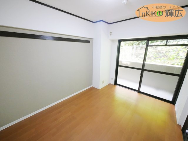【洋室】 | ライオンズマンション姫路西今宿　1階 | 洋室は約6帖ございます。バルコニーに面しておりますので陽当たり良好です。
