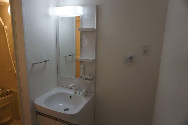 グローリア西昇の独立洗面台