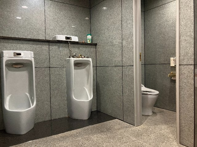 【その他】 | アクロポリスビル（４階）