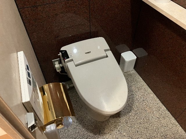 【トイレ】 | アクロポリスビル（４階）