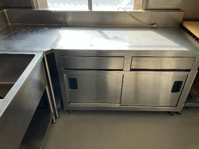 【キッチン】 | アクロポリスビル（４階）