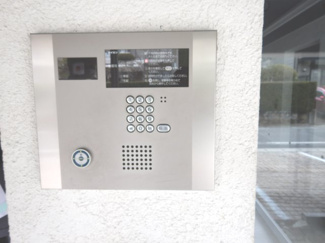 【セキュリティ】 | REGULUS KONAN YAMATE | オートロックで安心