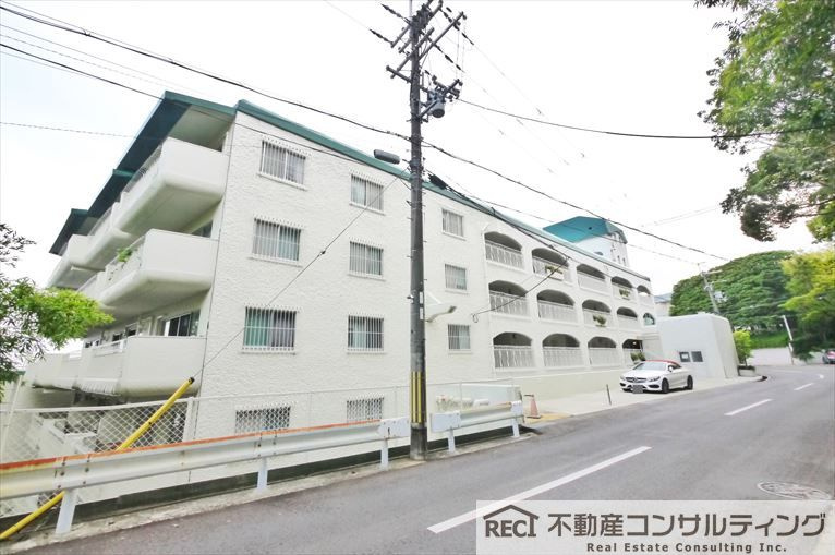 フドウ東芦屋ハイツの外観