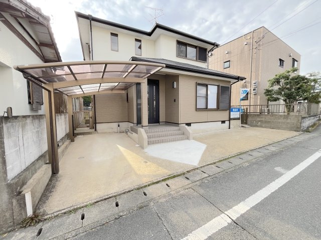 畑ケ坂２丁目戸建ての駐車場