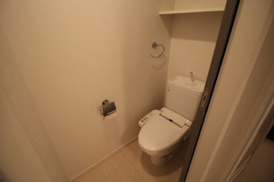 【トイレ】 | エンクレストベイ天神東 | 別号室の写真になります。現況優先。