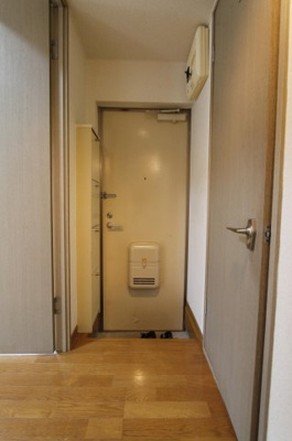 【玄関】 | シーサイドステージ | 別号室の写真になります。現況優先。