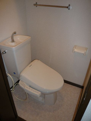 【トイレ】 | クレセール西牟田 | 別号室の写真になります。現況優先。