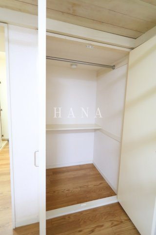 レオパレスウィステリアCの収納