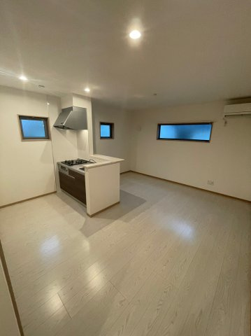 DEVELD中郷の居間・リビング