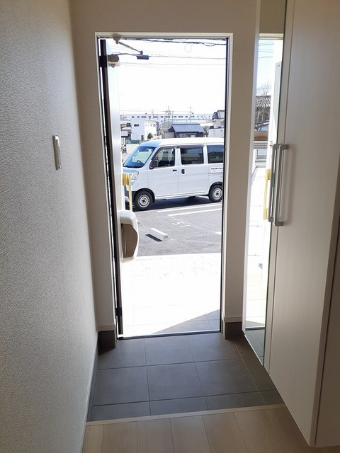 フラン長峰Bの玄関
