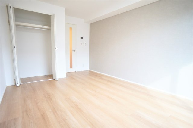 クオーレ薬円台Ⅲの居間・リビング