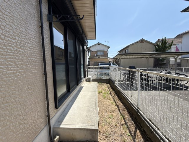 ＪＡハイツ谷川Ⅰ　A棟のバルコニー
