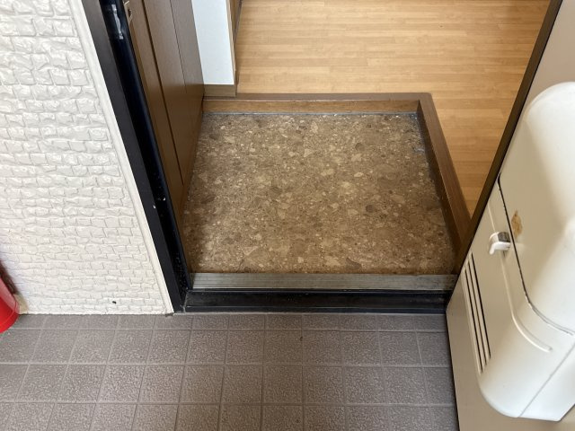 ＪＡハイツ谷川Ⅰ　A棟の玄関