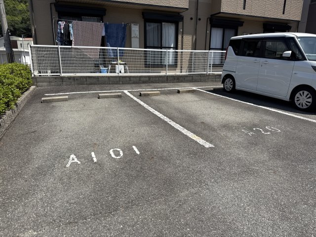 ＪＡハイツ谷川Ⅰ　A棟の駐車場