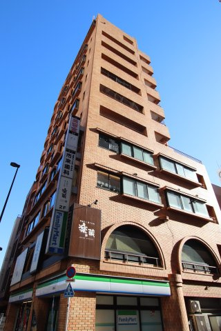 日暮里サンシャインビルの外観