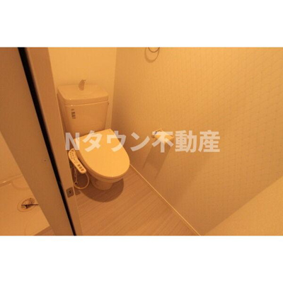 【トイレ】 | クリークコート | 落ち着いた色調のトイレです