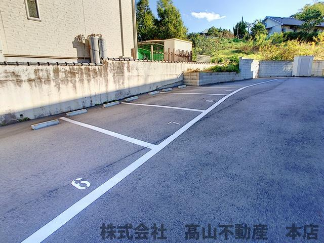 ショーンⅠの駐車場