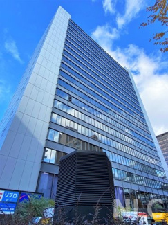 【外観】 | 江坂ランドマークの存在感溢れる外観