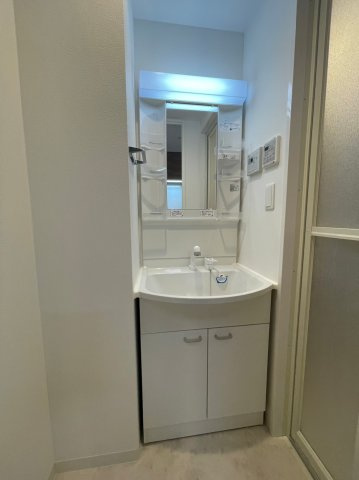 仲介手数料0円！！ParkBear大須の洗面所