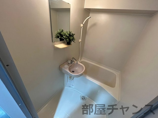ウェステリア西大須の浴室