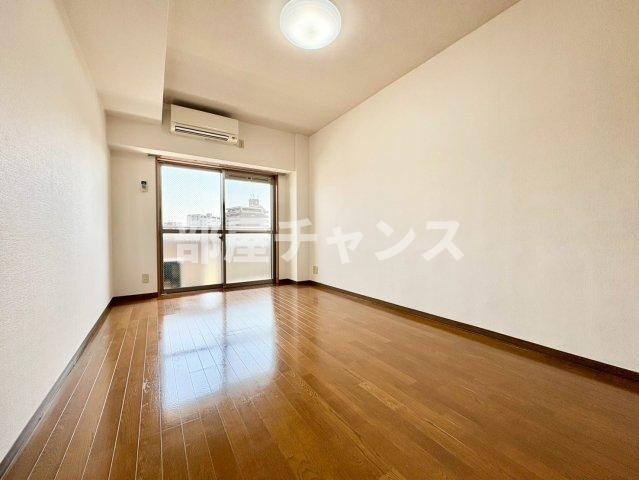 ウェステリア西大須の居間・リビング