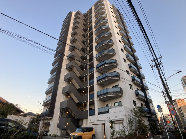 エクセレントシティ市川マスタリーの外観