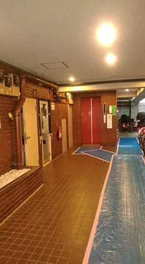 セブンスターマンション第5五反田のその他共用部分|室内廊下 エレベーターホール
