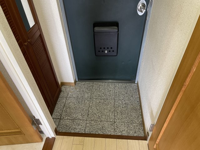 【玄関】 | ラフィーヌ帝塚山