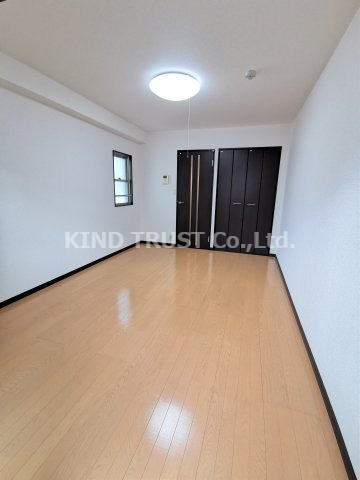 ジェルメの居間・リビング