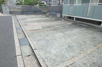 駐車場要空き確認