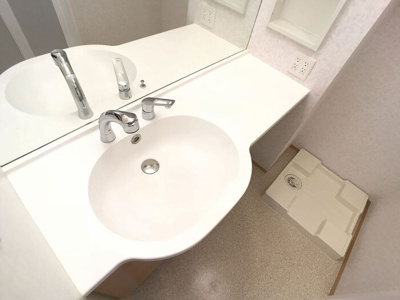 【洗面所】 | コスモス薬師 | 使いやすい洗面所です