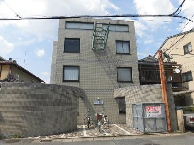 ヴィラ嵐山の外観
