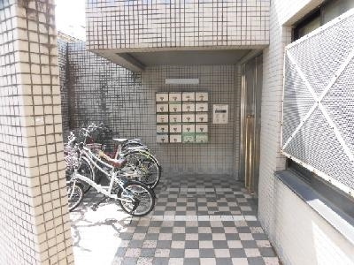 ヴィラ嵐山の駐車場|駐輪スペース