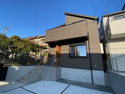 【外観】 | 神戸市須磨区緑が丘2丁目　新築戸建1号地　仲介手数料無料！ | 落ち着いた雰囲気の外観です