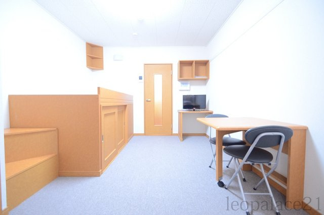 レオパレスシャルマン六田Ⅲの居間・リビング|設備・使用は号室により異なる為、現況を優先致します。