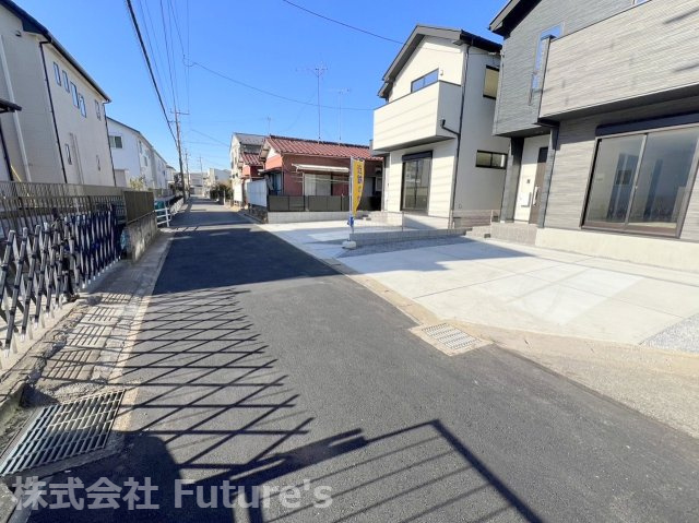 流山市東初石4丁目　新築戸建　全2棟　1号棟の前面道路含む現地写真|前面道路含む現地写真です。
