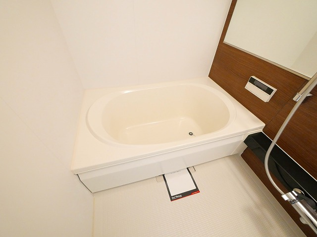 リボーン谷田の浴室|コンパクトで使いやすいお風呂です
