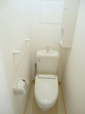 【トイレ】 | ｐｕｌｉｔｏ　小池 | コンパクトで使いやすいトイレです