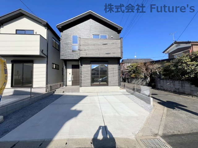 流山市東初石4丁目　新築戸建　全2棟　2号棟の外観|南東角地につき陽当たり良好