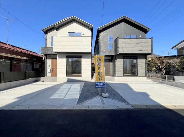 流山市東初石4丁目　新築戸建　全2棟　2号棟の外観|商業施設多数ある『流山おおたかの森』駅まで徒歩18分