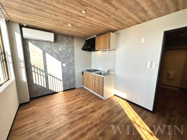 ガーデンハイツの居間・リビング