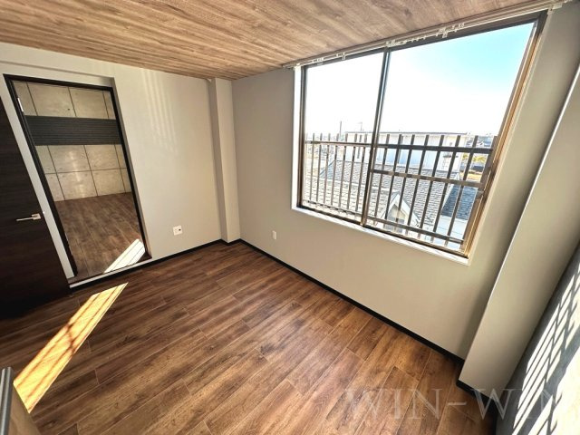 ガーデンハイツの居間・リビング