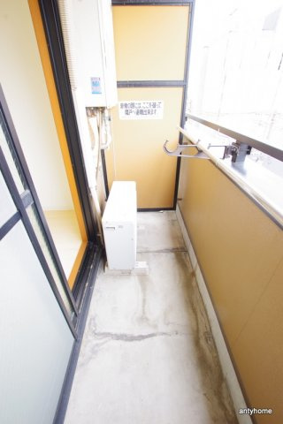 プロムナード都島　仲介手数料無料のバルコニー